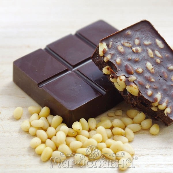 Шоколад тёмный «Кедровый орех и гвоздика» Мариславна